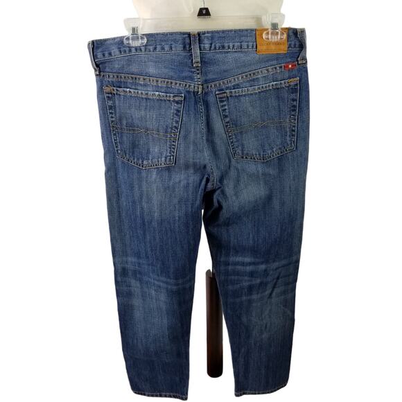 Lucky Brand Button Fly Bootcut Dylan Boyfriend Vintage Distressed Jeans  4 - Picture 2 of 5